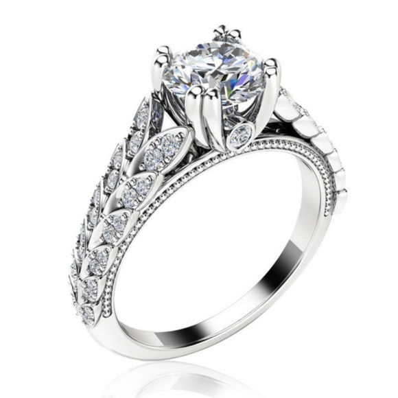 Jewelry - 925 Silver Round Cut White Sapphire Ring New